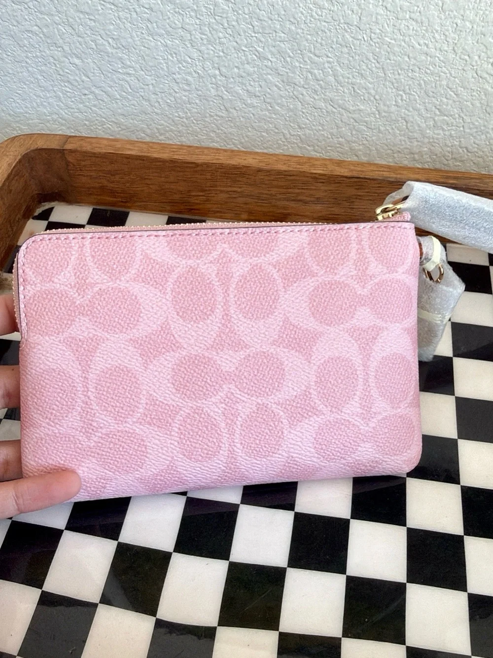 Coach Pink Signature Wristlet Powder Pink - Picture 3 of 4